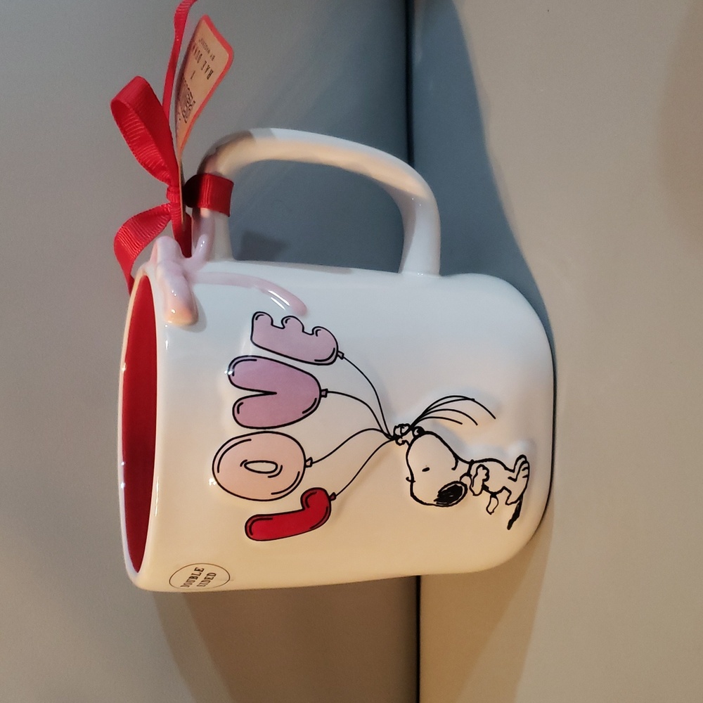 Rae Dunn Peanuts Snoopy made with Love balloons mug NWT
